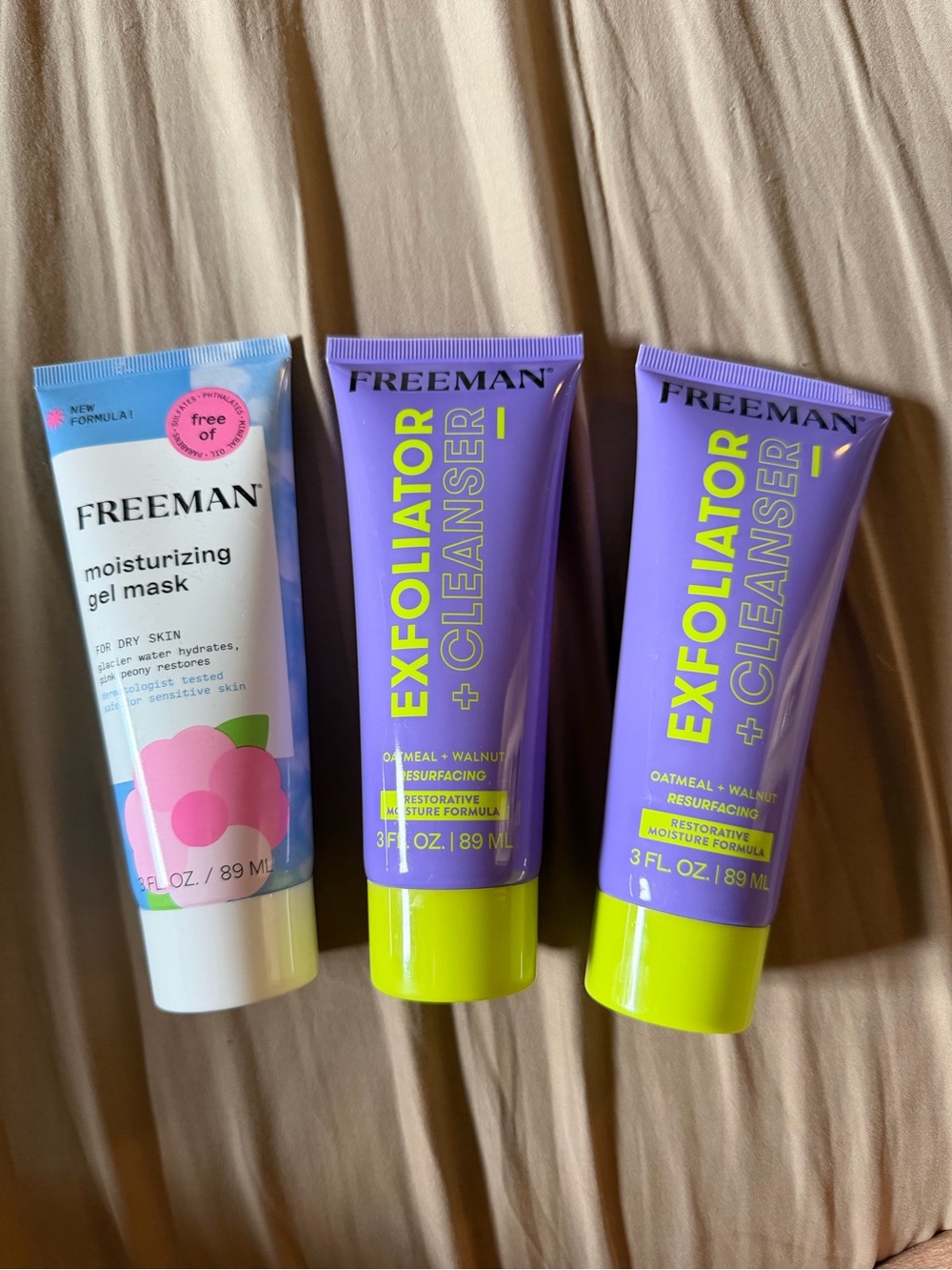 Freeman Exfoliator + Cleanser & Moisturizing Gel Mask - Purple & Pastel Pink